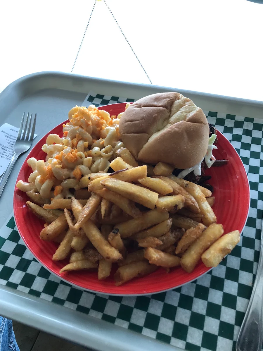 Brisket Sandwich Fries with Mac & Cheese