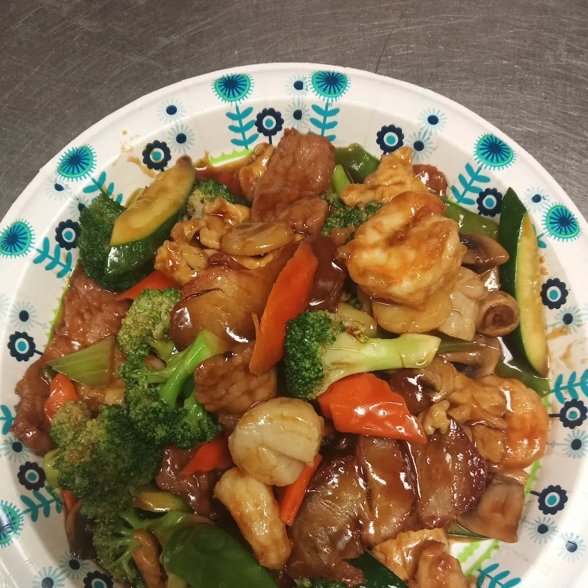 Triple Delight with Garlic Sauce