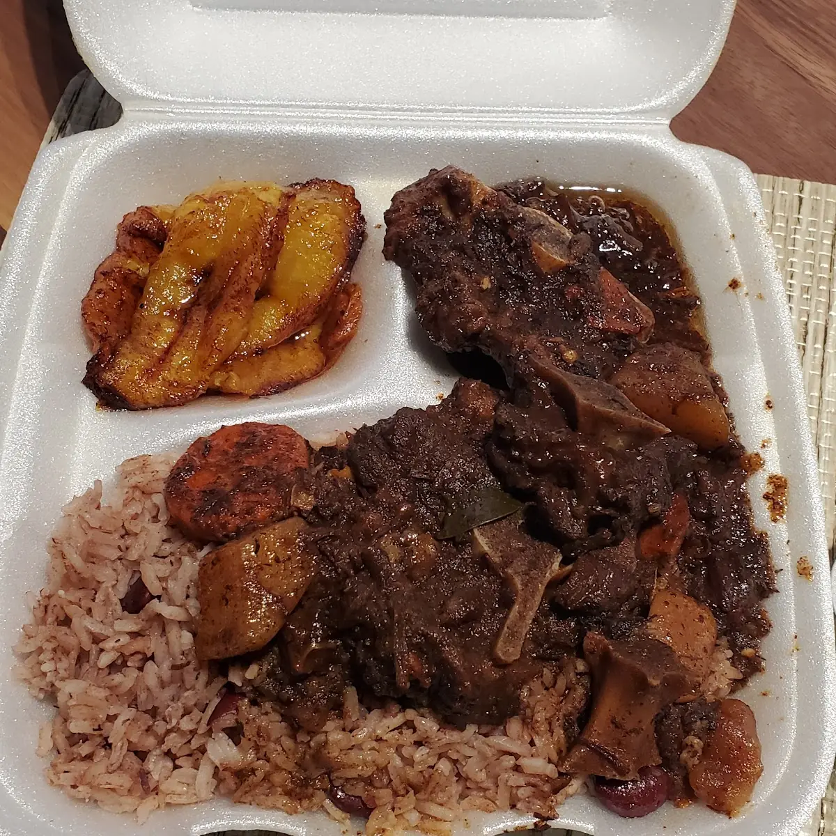 Curry Chicken Rice & Peas & Cabbage