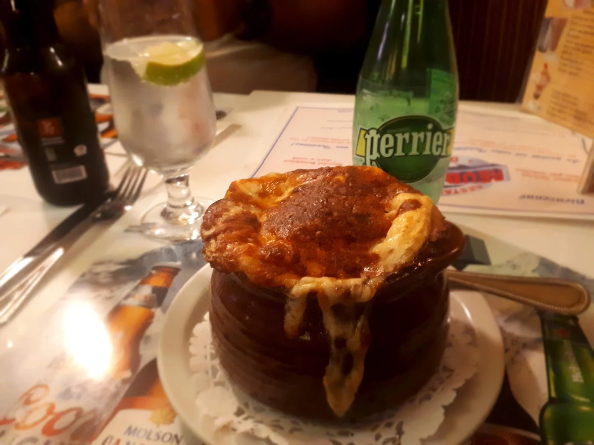French Onion Soup, Reuben's Restaurant Delicatessen
