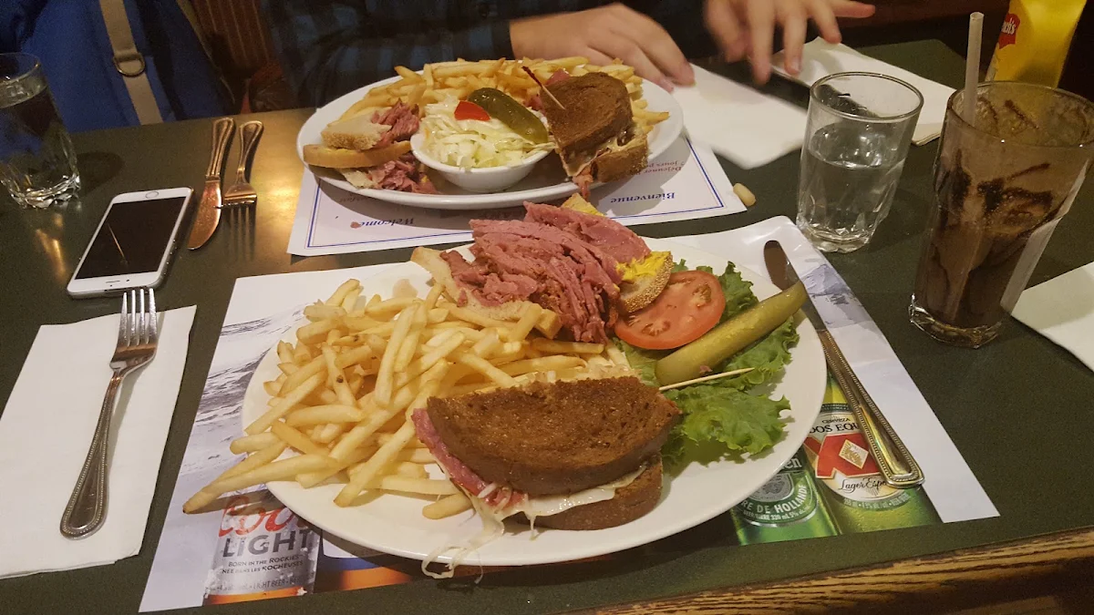 Super Smoked Meat Sandwich, Reuben's Restaurant Delicatessen