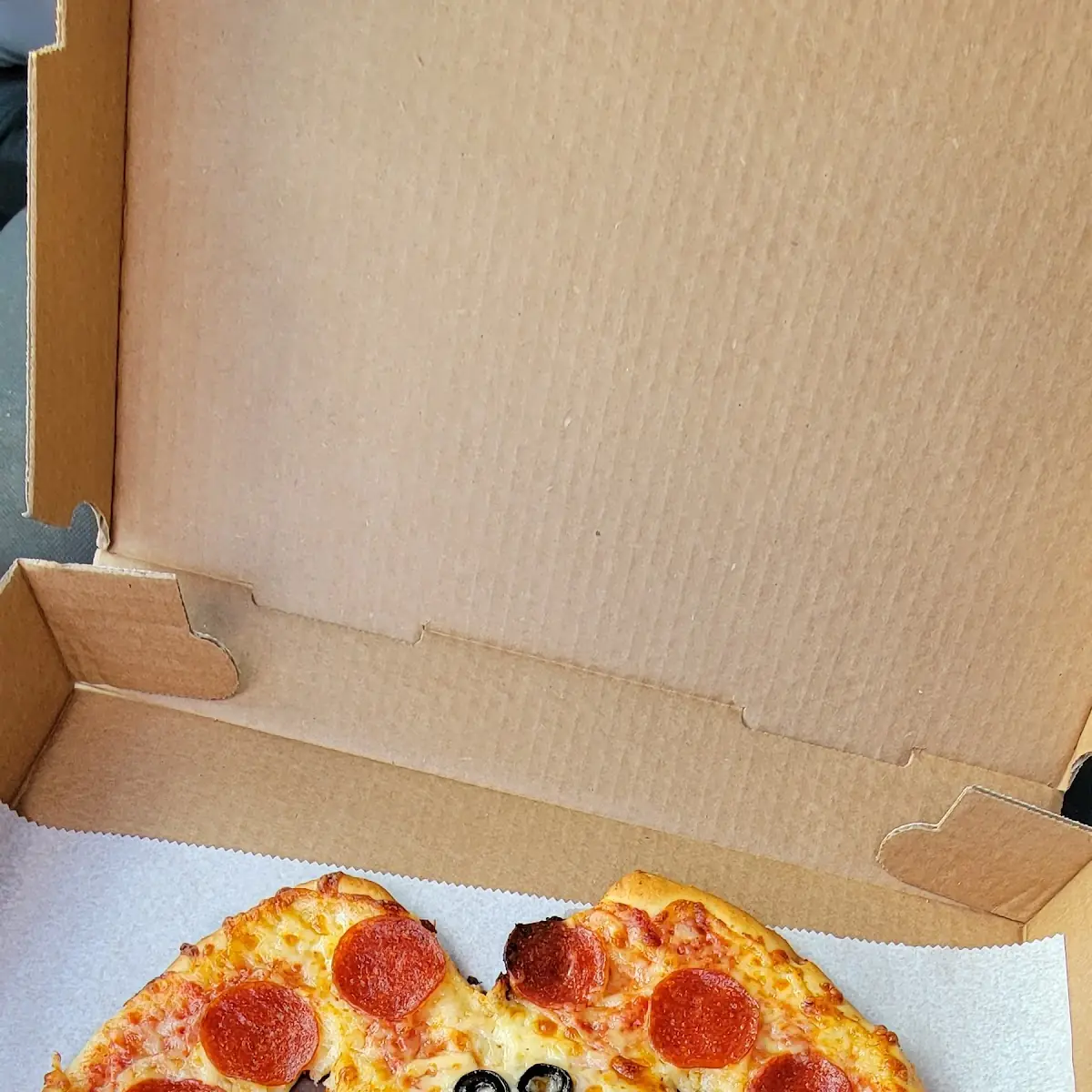 Easter Bunny Pizza