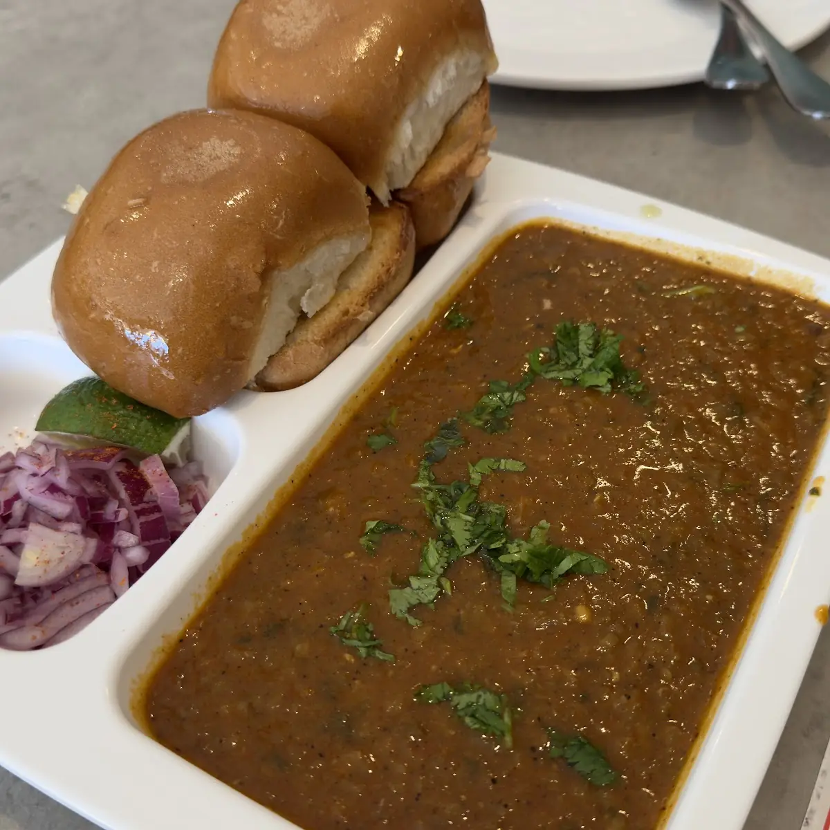 Masala Pav Bhaji with Onions