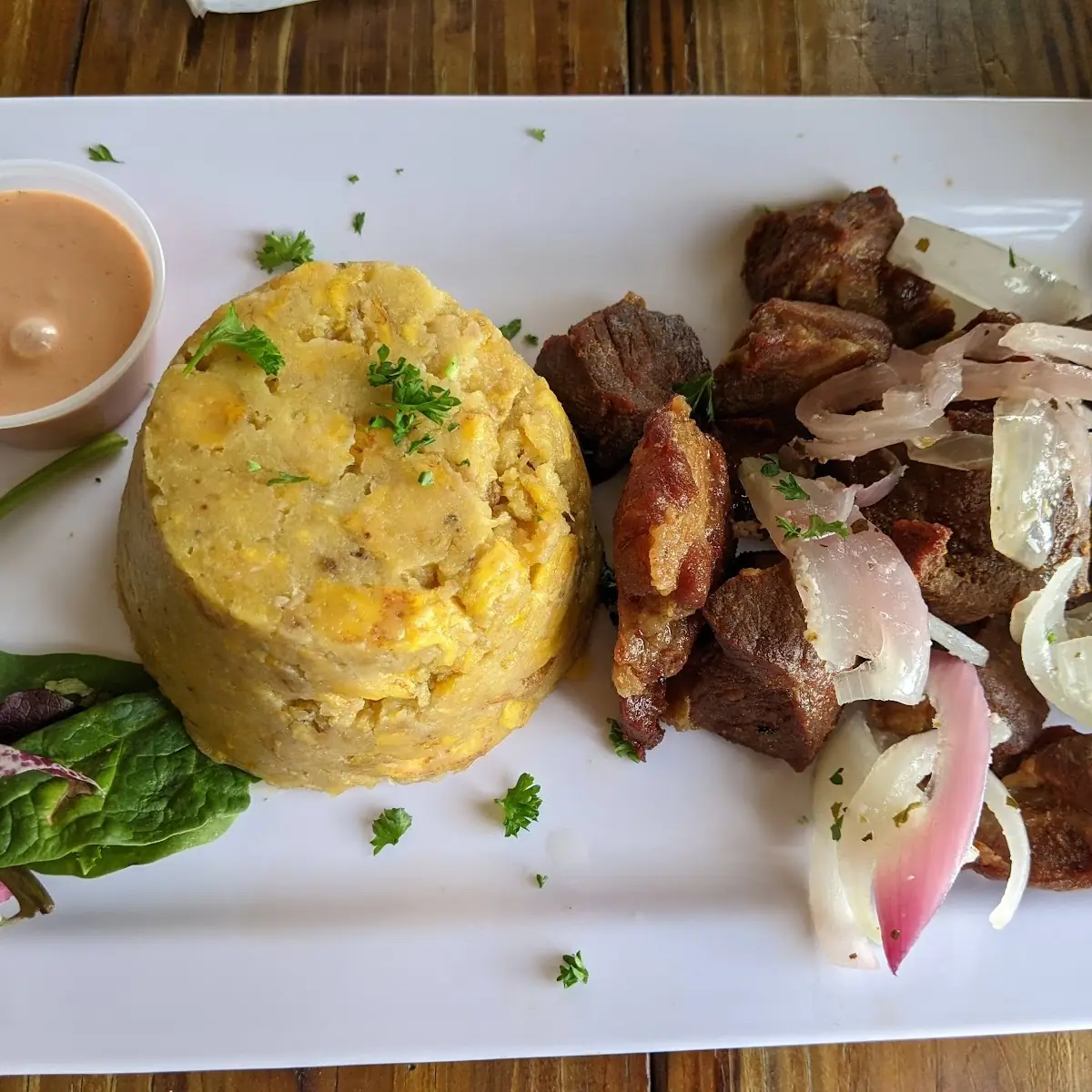 Carne Frita Con Mofongo