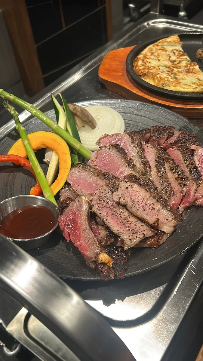 Tomahawk Steak, Two Horns Korean BBQ House
