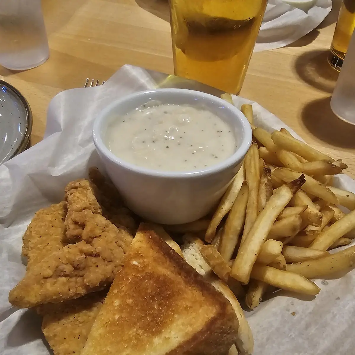 Kids Grilled Cheese & Fries