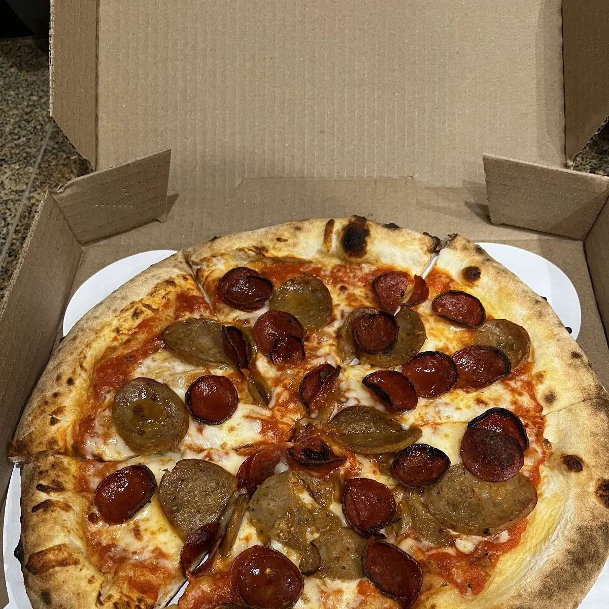 Carne Pizza