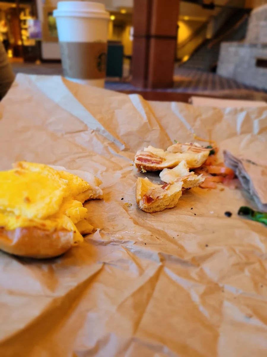 blt Breakfast Bagel