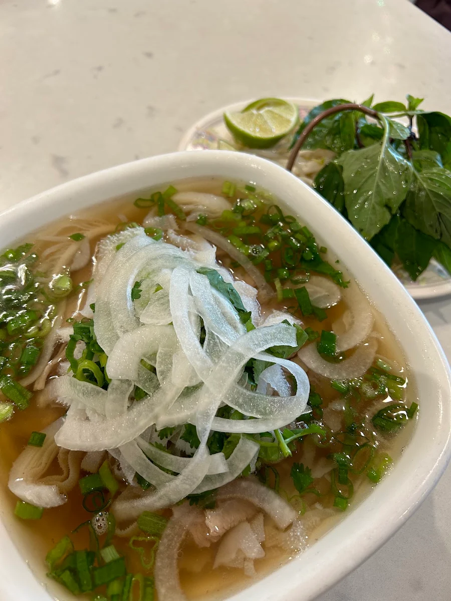 Rare Beef with Rice Noodle