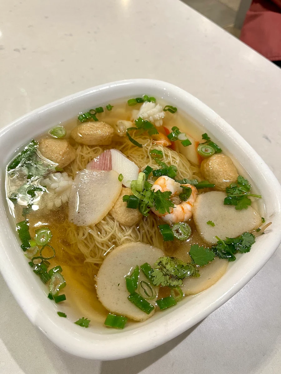 Seafood with Egg Noodle Soup