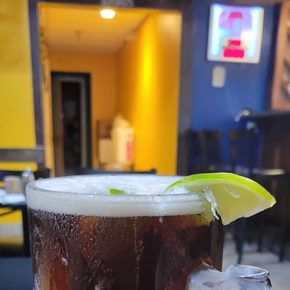 Dos Equis Amber
