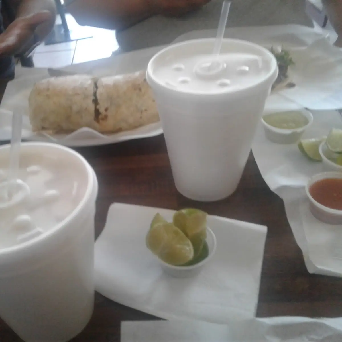 Burrito Grande De Asada Y Agua De Horchata