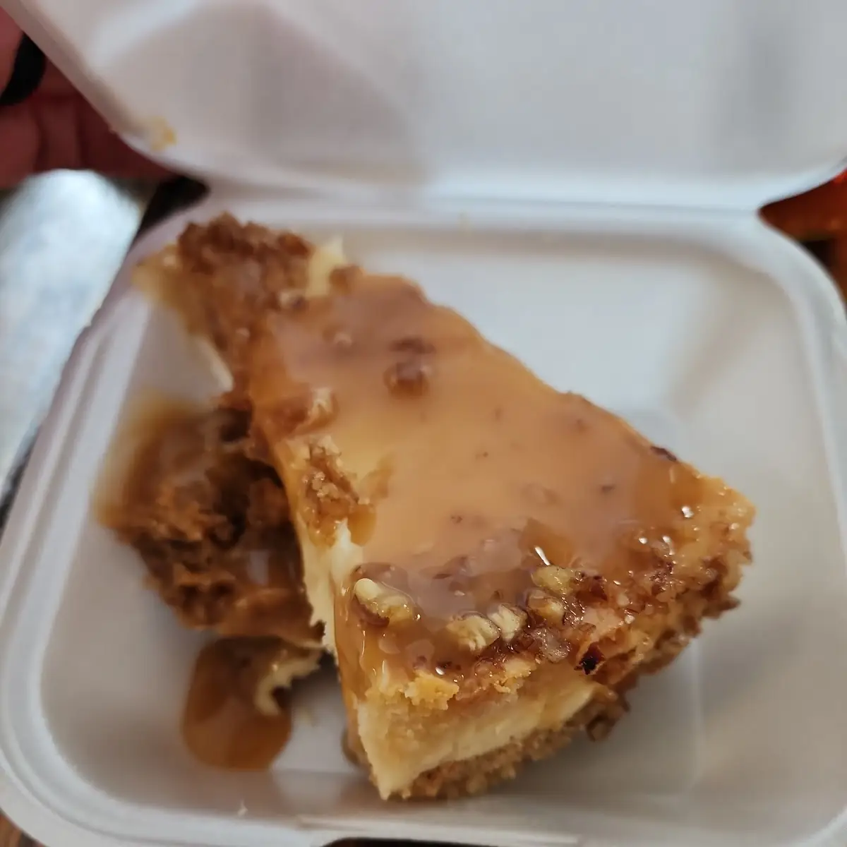 Cinnamon Roll Cheesecake
