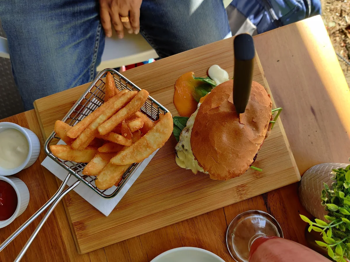 Beef Burger, Black Pepper Cafe
