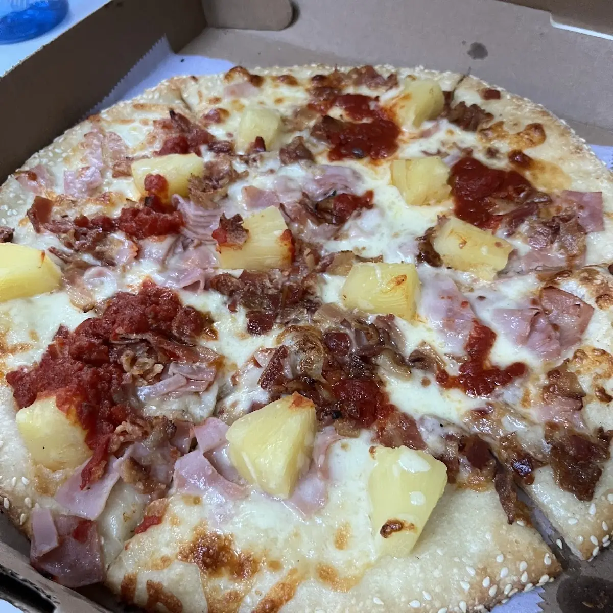 Hawaiian Pizza