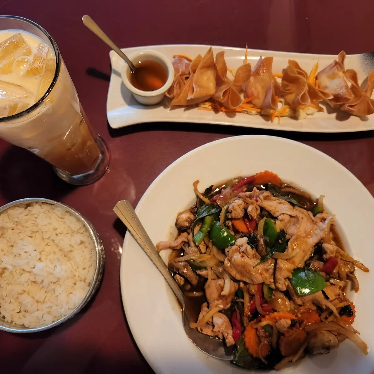 Thai Iced Tea Pad Gra Prow & Crab Cheese Wonton