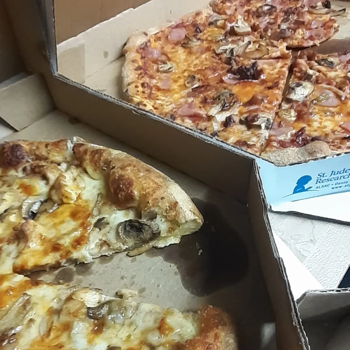 Thin Crust Supreme Pizza