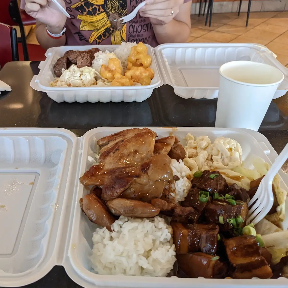 Braised Pork Belly Plate with Chicken