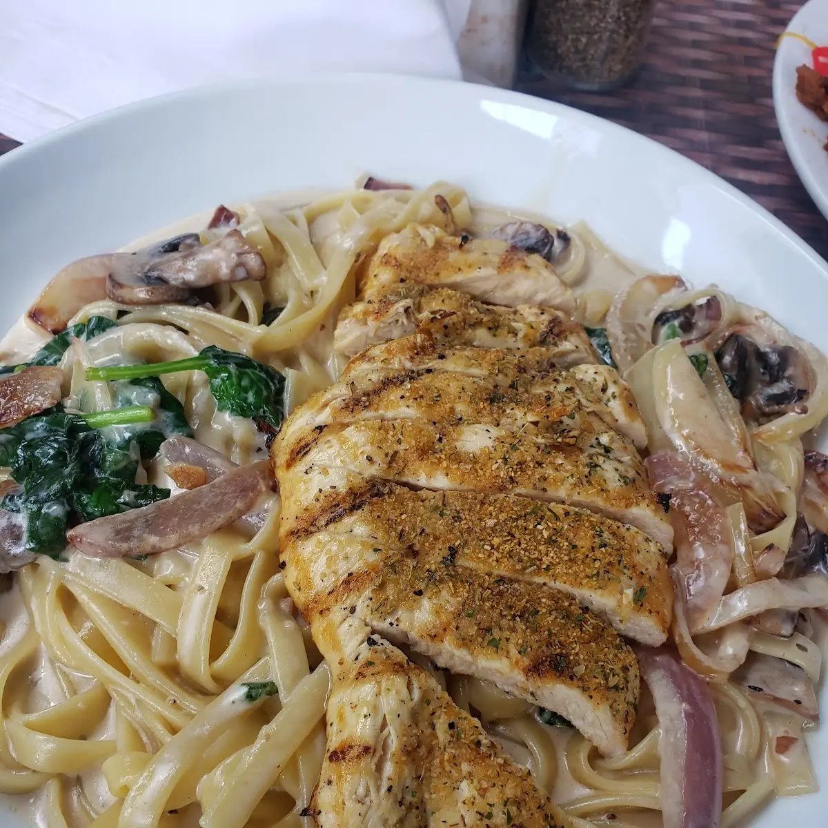 Chicken Alfredo