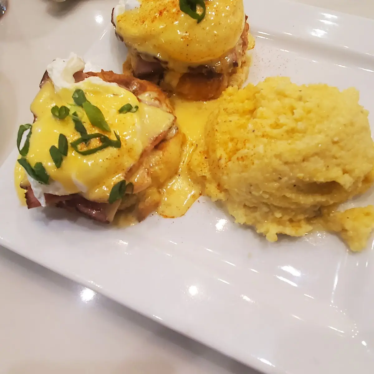 Eggs Benedict