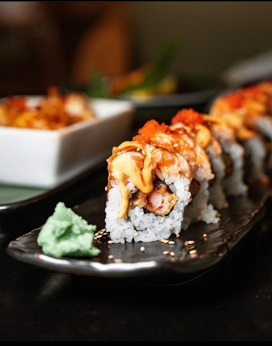 Seared Salmon Roll