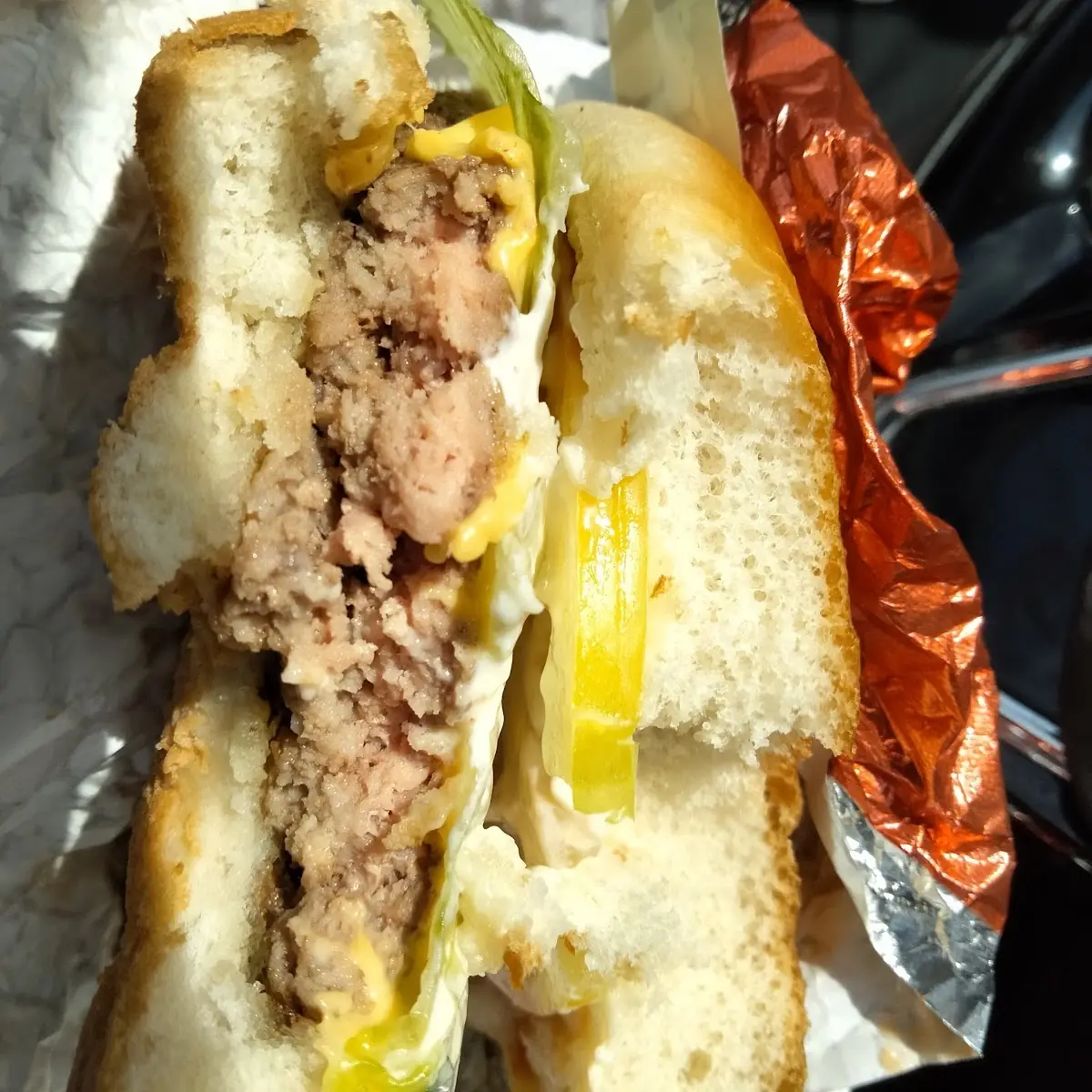 Jr Cheeseburger Deluxe