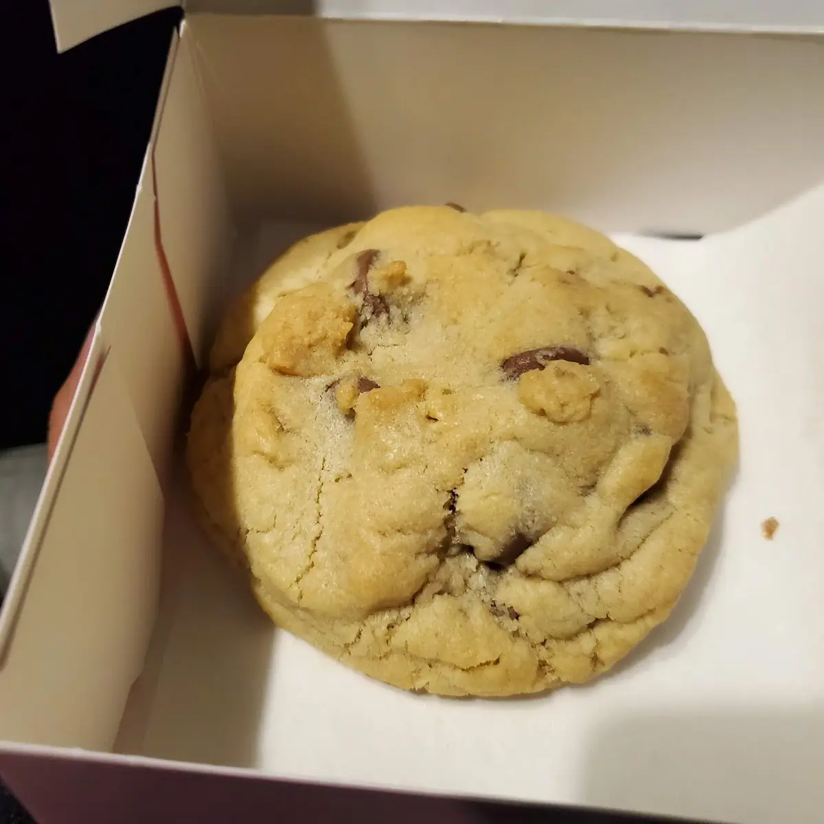 Semi Sweet Chocolate Chunk