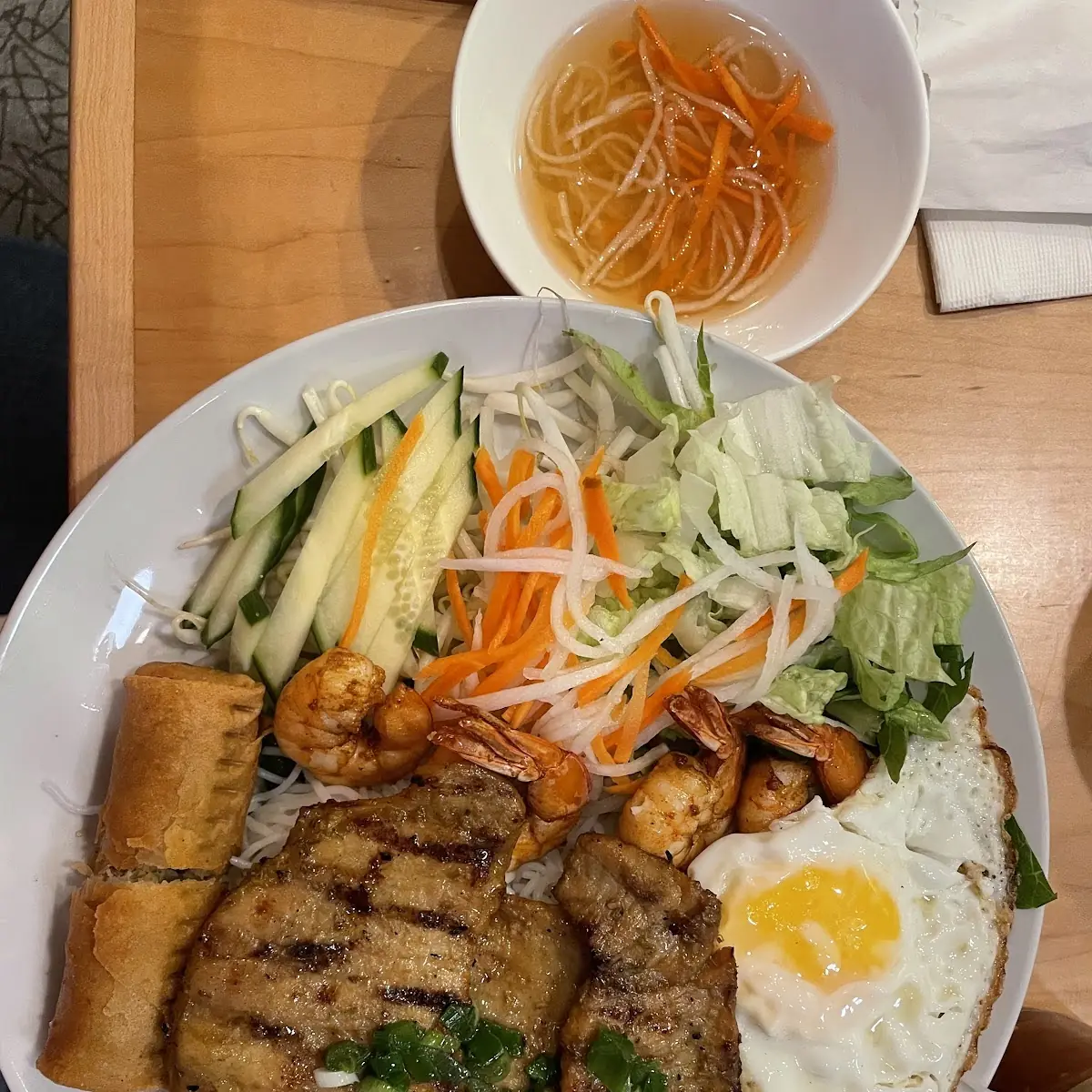 Com DAC Biet House Special Rice