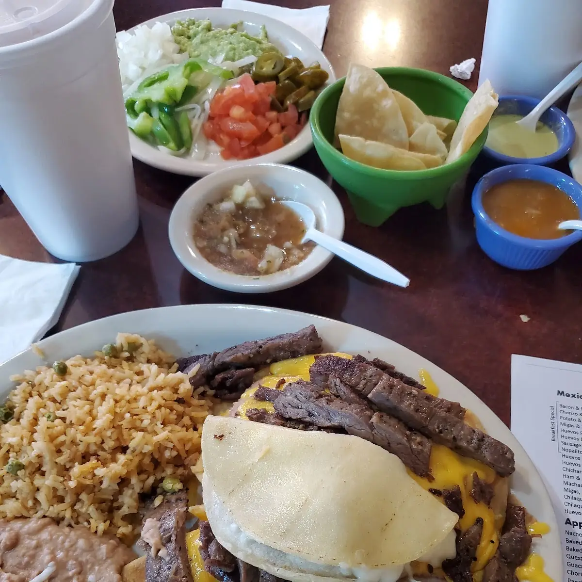 Enchiladas Rellenas de Carne Molida