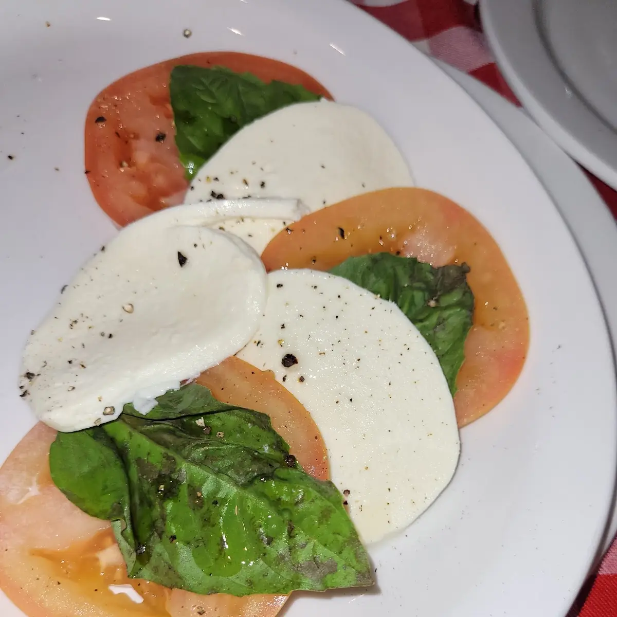 Mozzarella and Tomato Slices