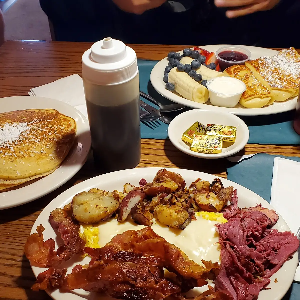 Eggs Spiral Ham Home Fries & Toast