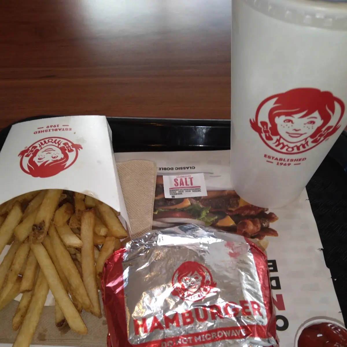 Classic Cheeseburger Deluxe