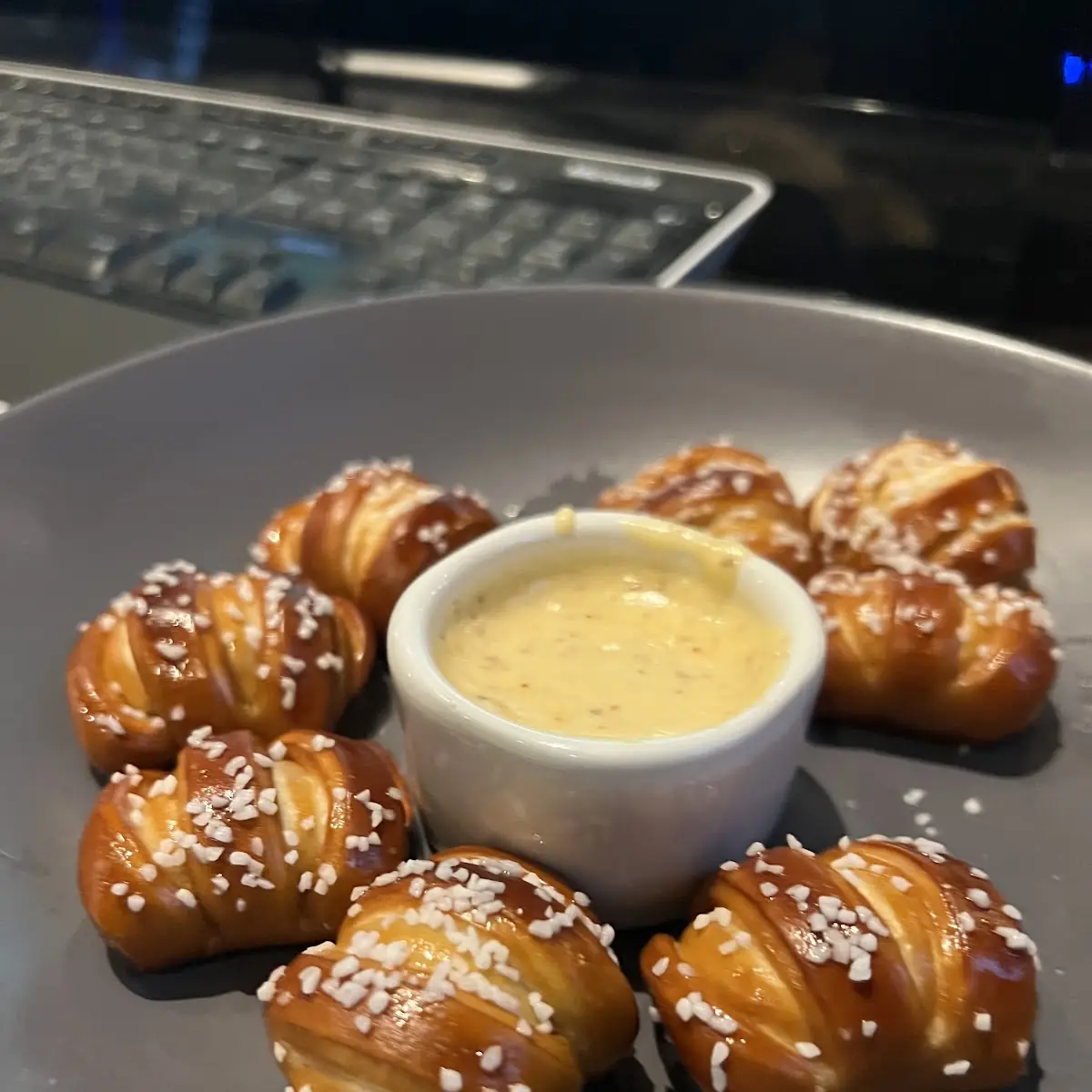 Pretzel Bites with Stoneface IPA Beer Cheese
