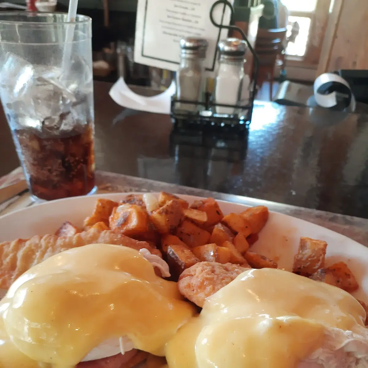 Eggs Benedict