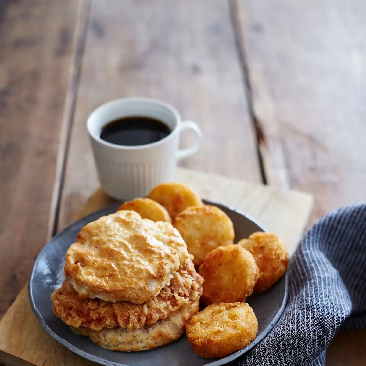 Roasted Chicken Bites Combo with Biscuit