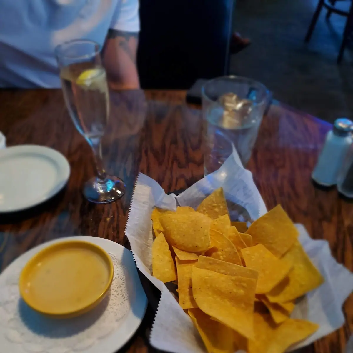 Chips & Queso