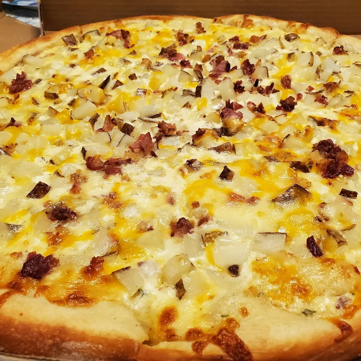 Loaded Baked Potato Pizza