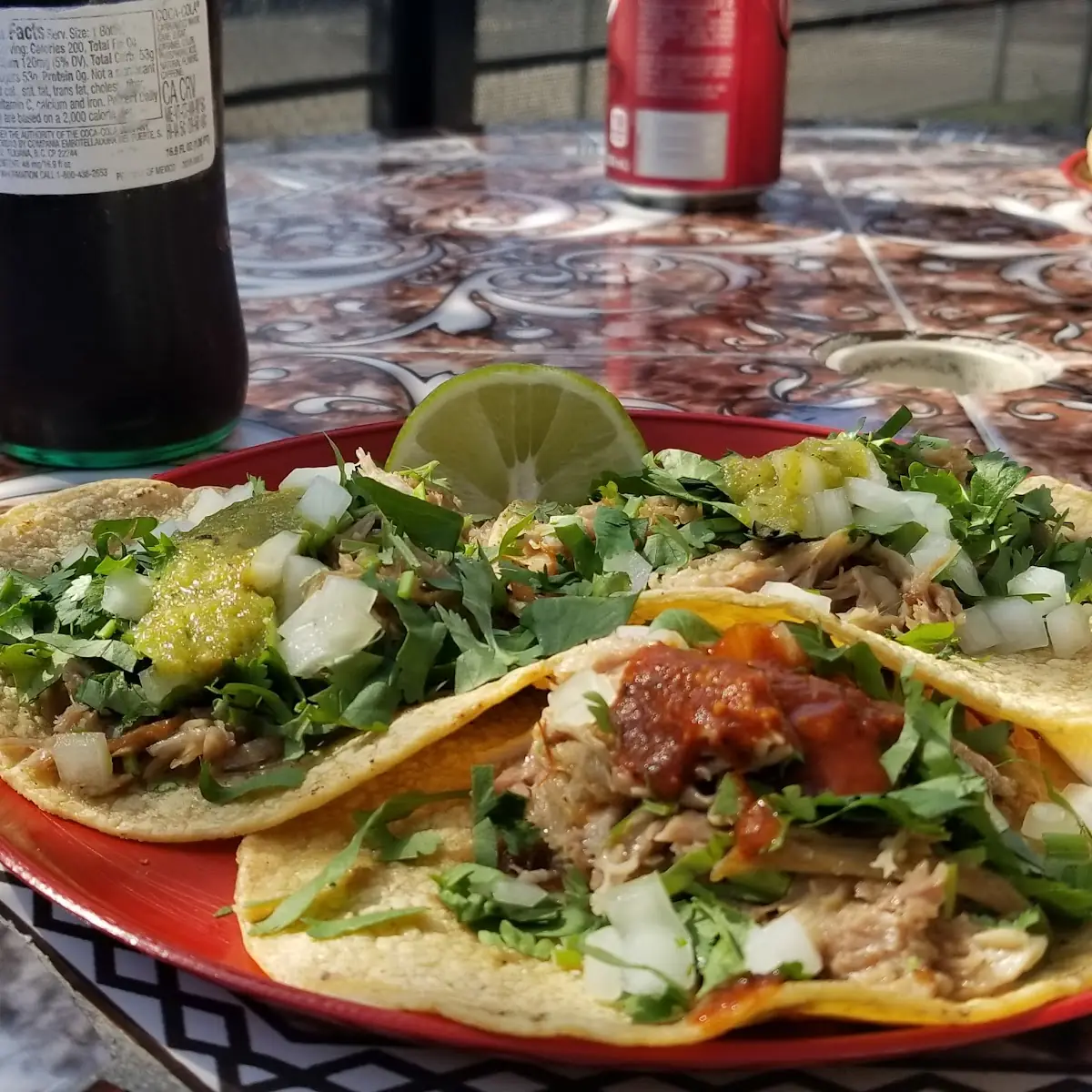 Nopales Con Chicharron Taco