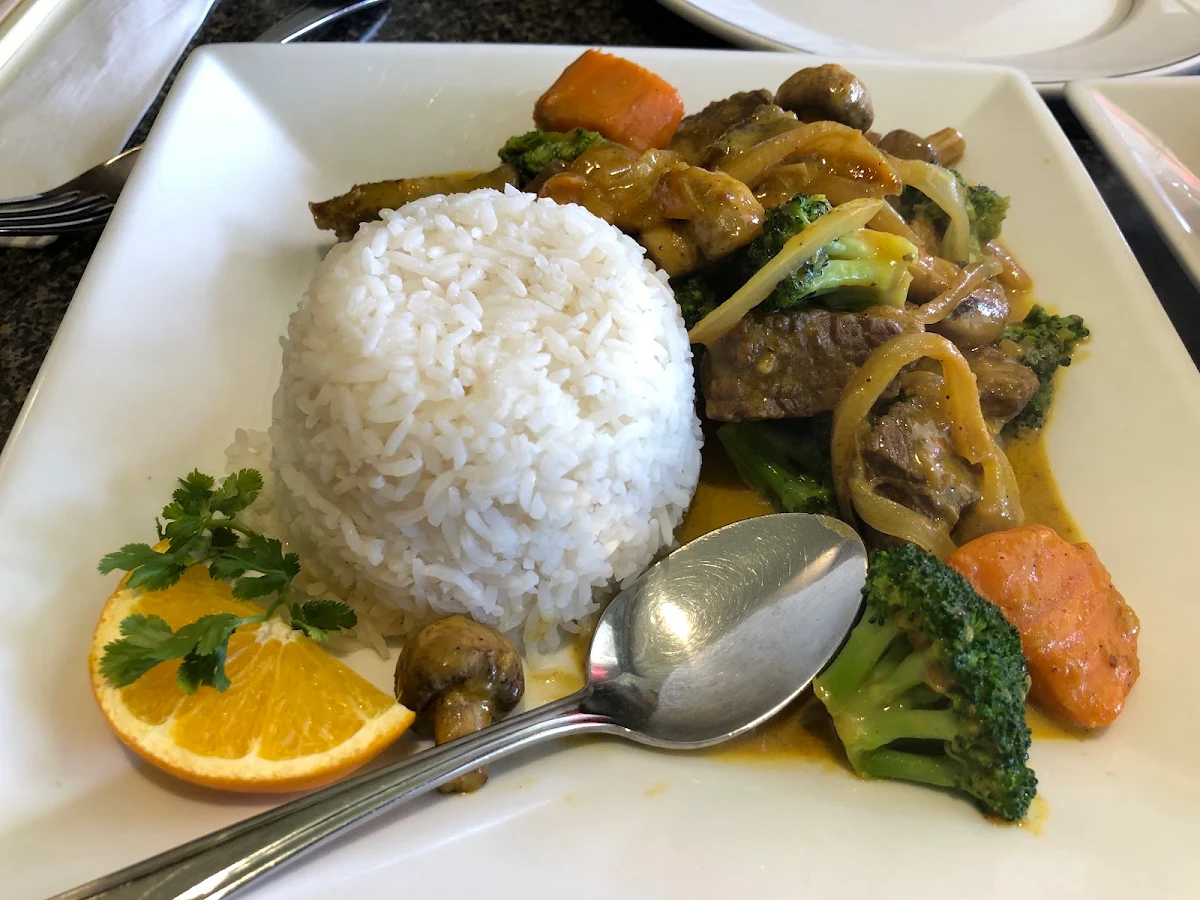 Curry Beef with Onion