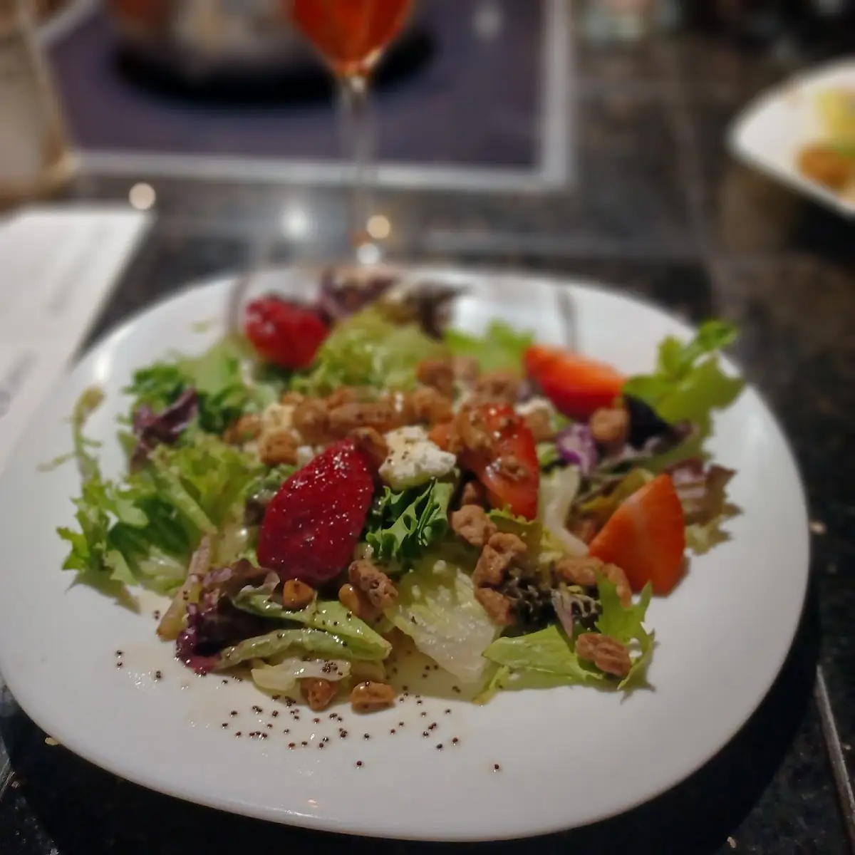 Strawberry Walnut Salad