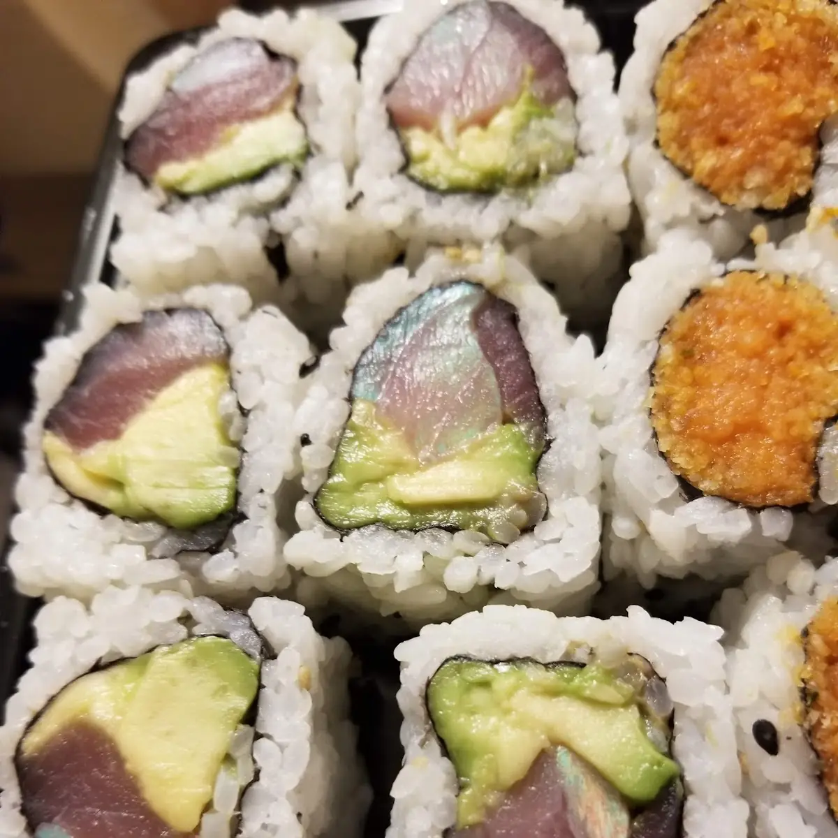 Tuna Avocado Roll