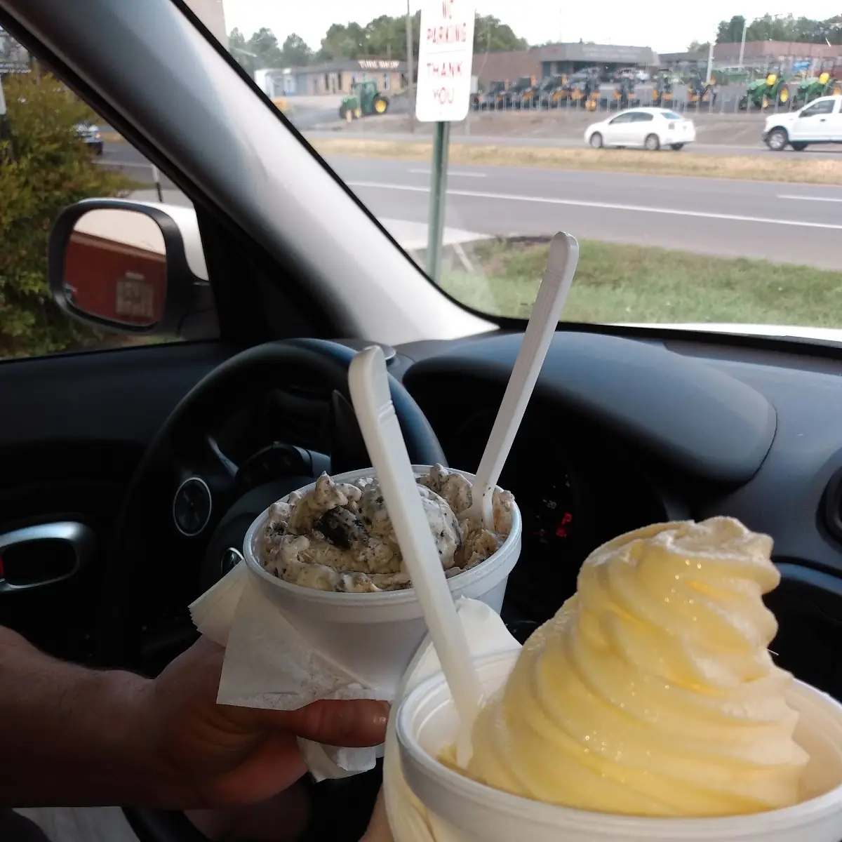 Peanut Butter Oreo Hurricane & Pineapple Dole Whip