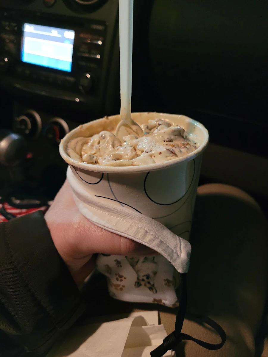 Peanut Butter Cup Flurry