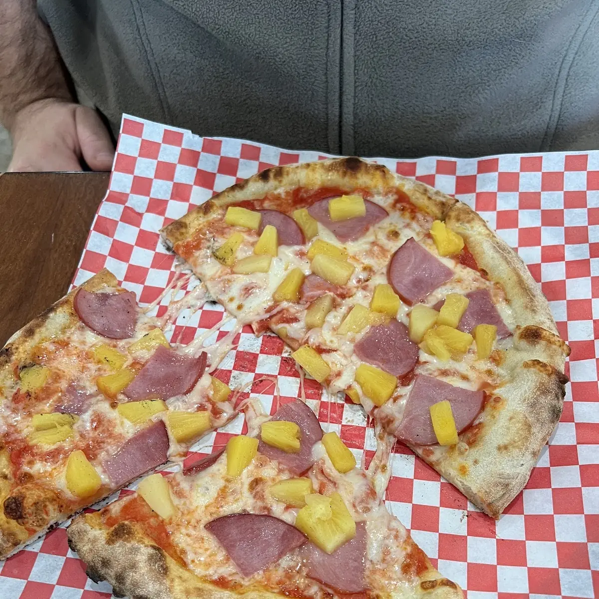 Hawaiian Pizza