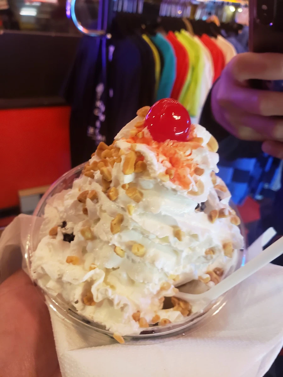 Brownie Sundae