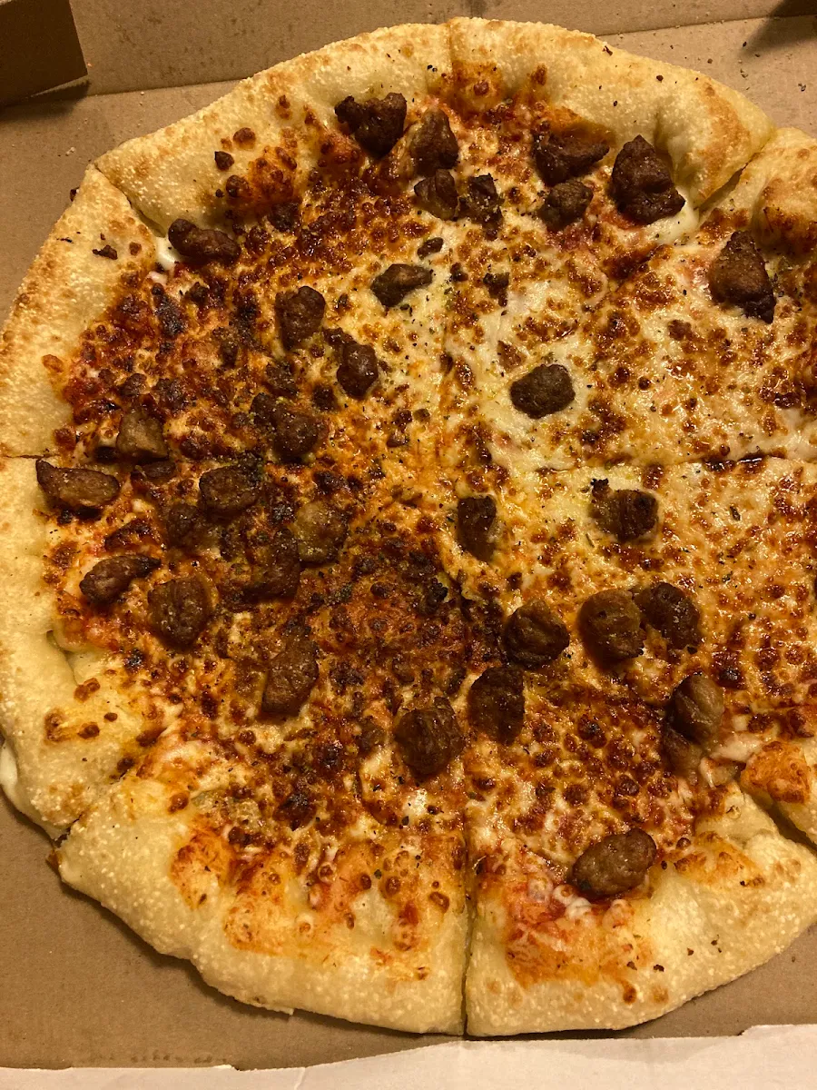 Sausage Stuff Crust Pizza w Extra Cheese