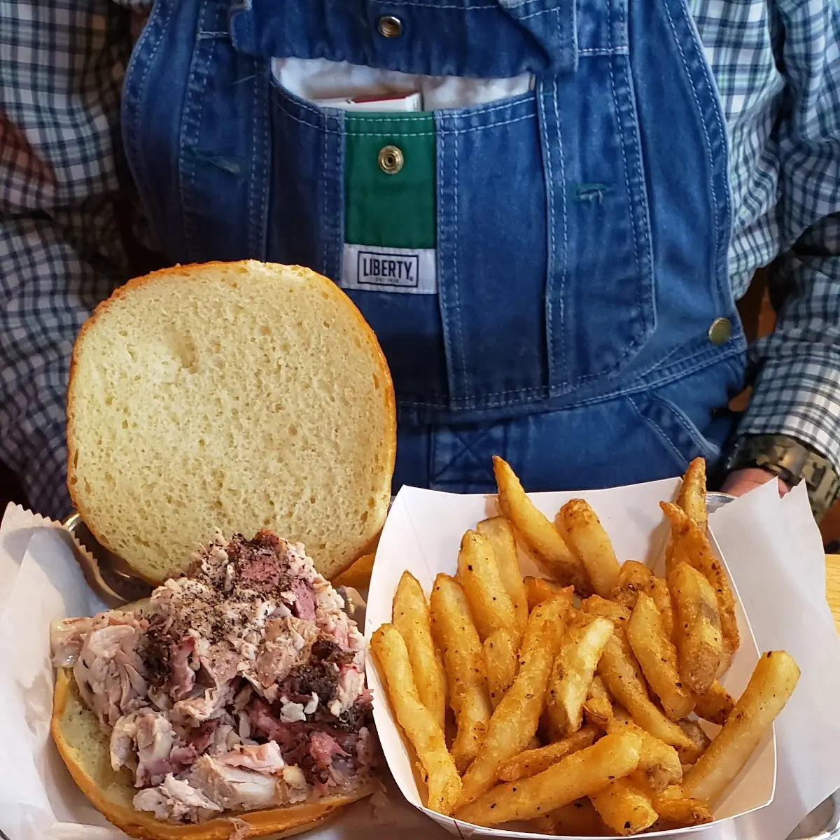 Pulled Chicken Sandwich