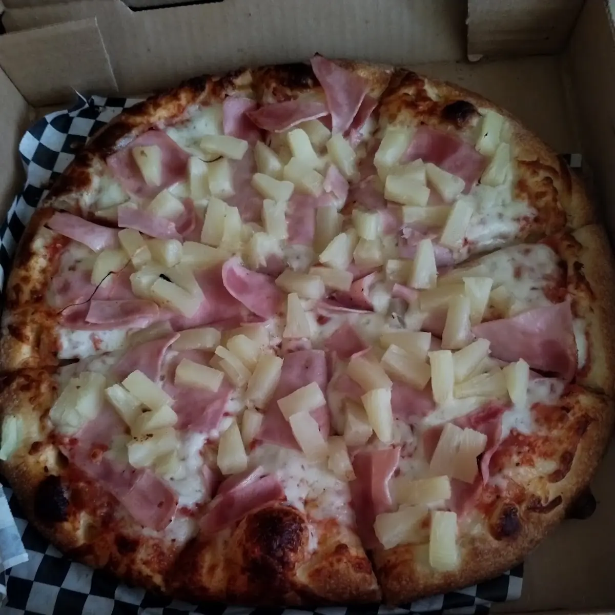 Hawaiian Pizza