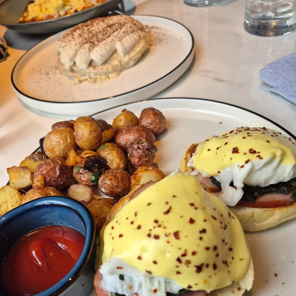 Eggs Benedict