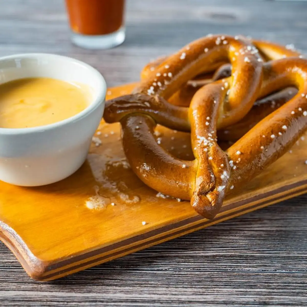 Beer Cheese Pretzels